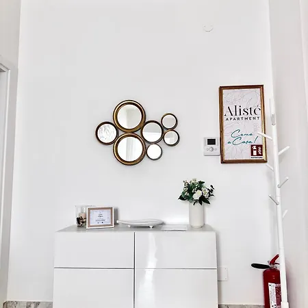 Aliste Apartment
